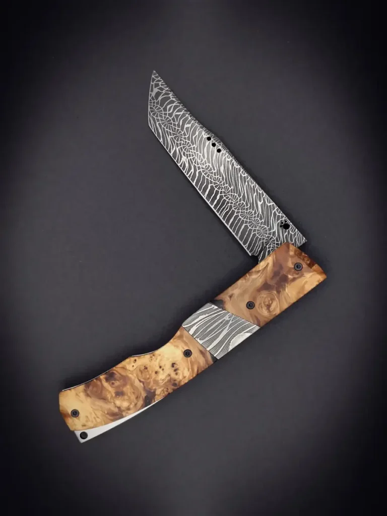 Couteau pliant Benjamin Rogez, lame damas et manche en loupe