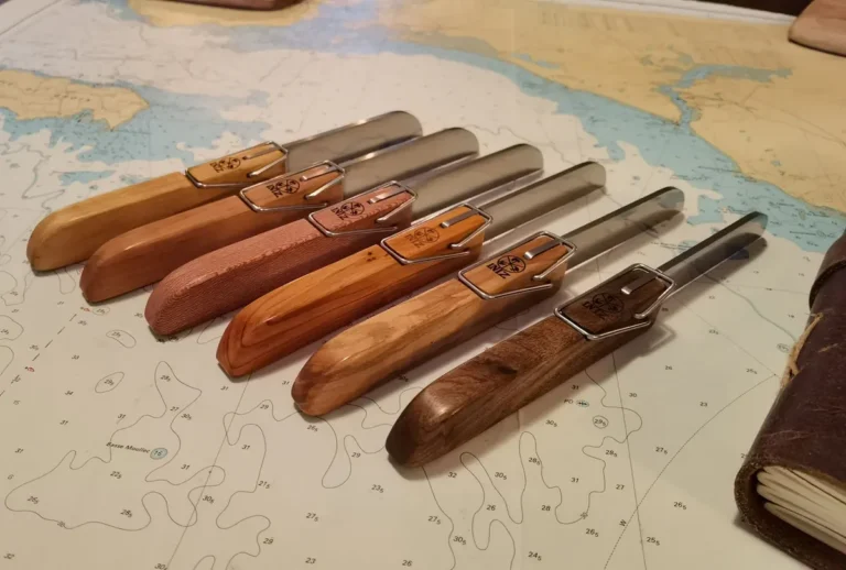 Série de couteaux marins Iniz à manches en bois
